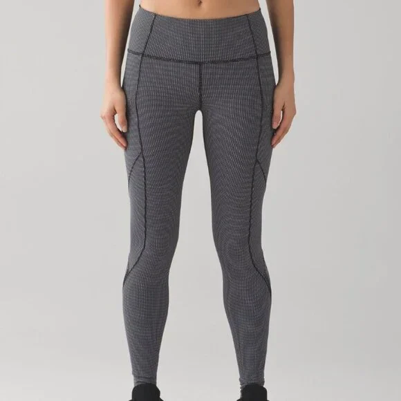 Lululemon Cadence Crusher Tight Size 6 Power Luxtreme Tiny Geo Black White - Picture 1 of 10